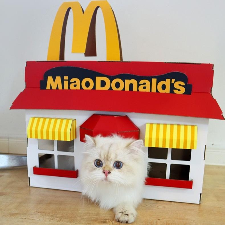 MiaoDonald's Cat Scratcher - PawPaw Palace -