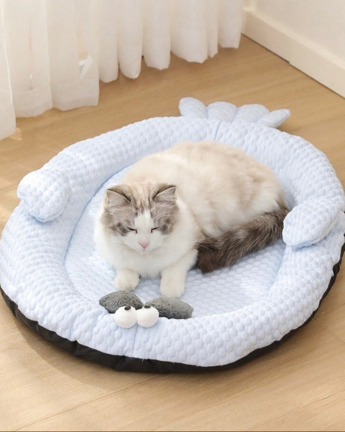 Seal Styled Cooling Cat Bed