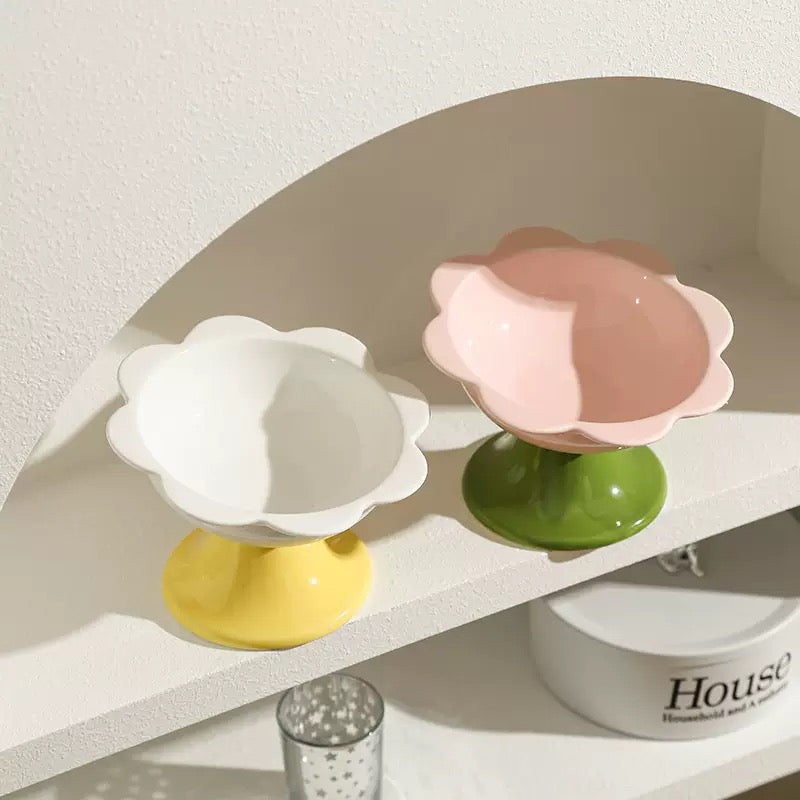 Flower Shape Cat Bowl