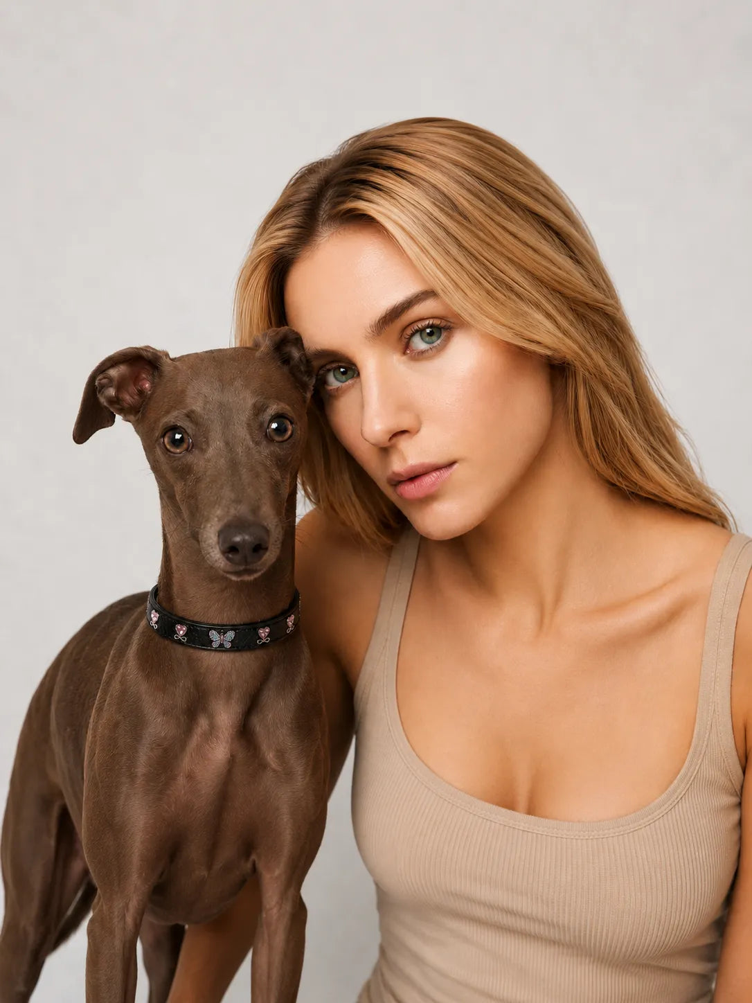 woman-with-brown-dog-interchangeable-collar-mobile-banner